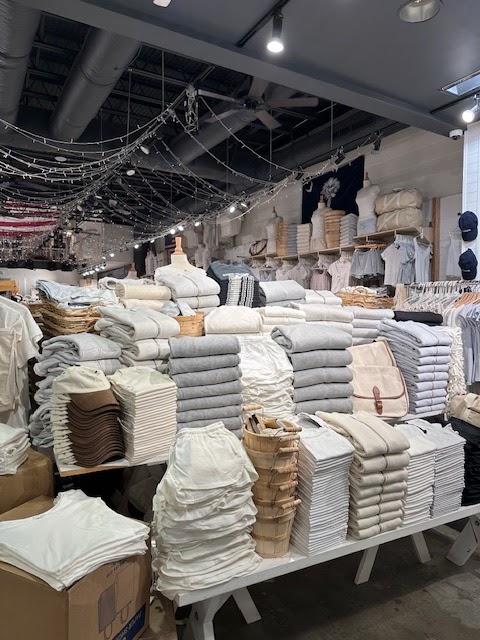 Brandy Melville - Charleston photo 2