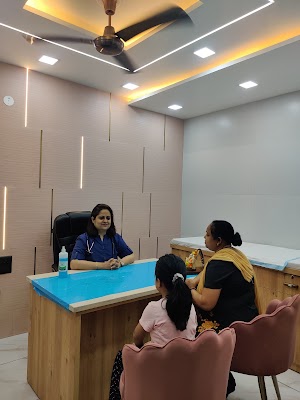 MAATRITVA GYNAE & NEURO CLINIC | BEST GYNAECOLOGIST SPECIALIST IN VIKASPURI DELHI - Image 3