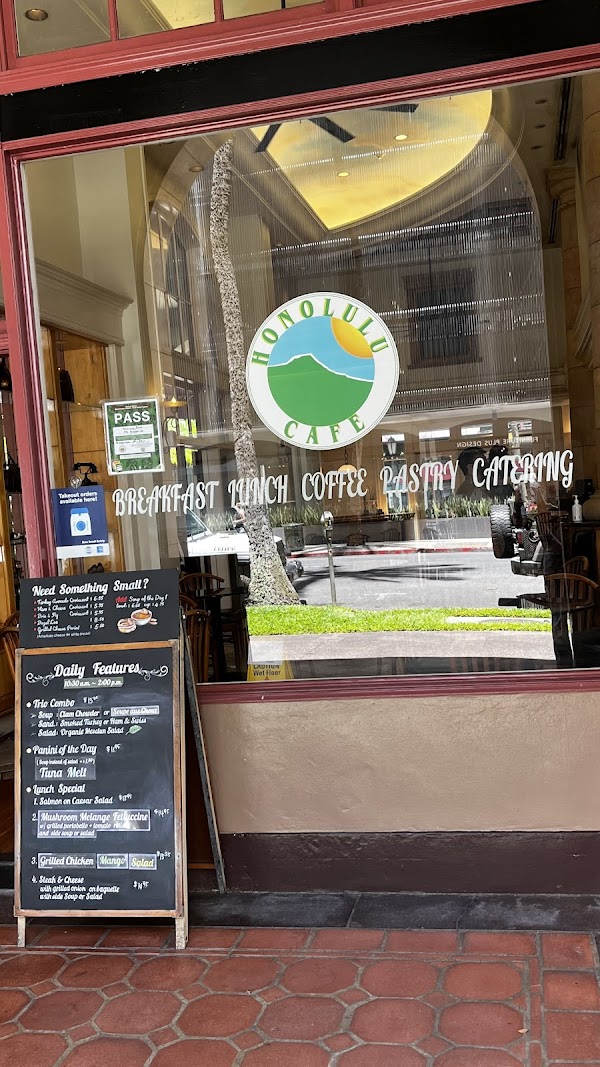 Honolulu Cafe