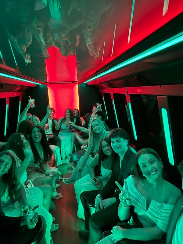 Elegant Coach limo & Party Bus portfolio