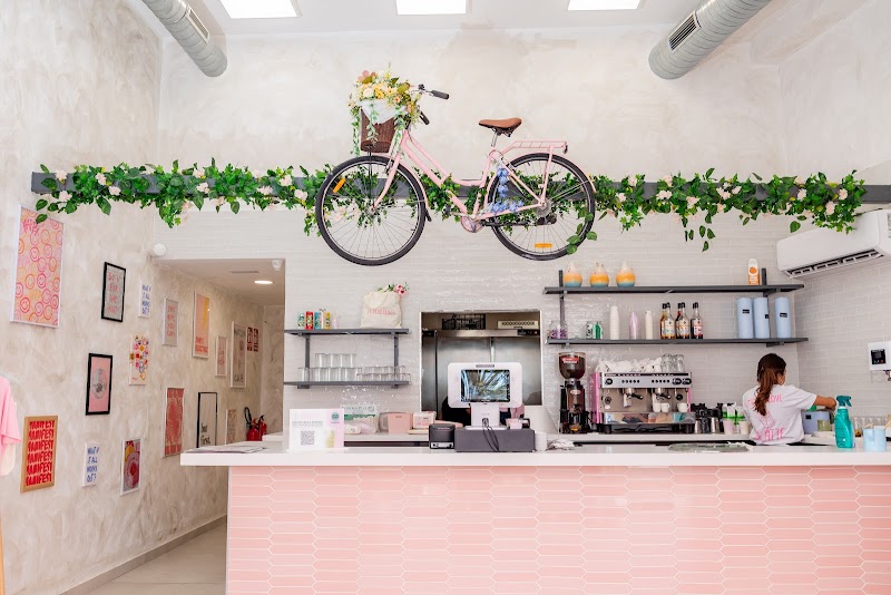 Routine Tenerife Cafe