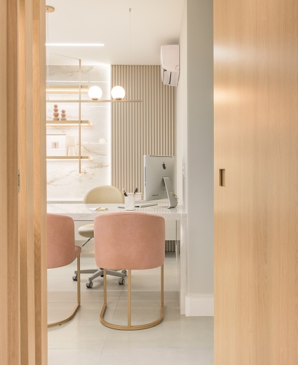 Dra. Danielle Giosa, Dentista - foto 5