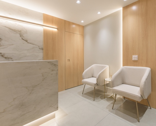 Dra. Danielle Giosa, Dentista - foto 2