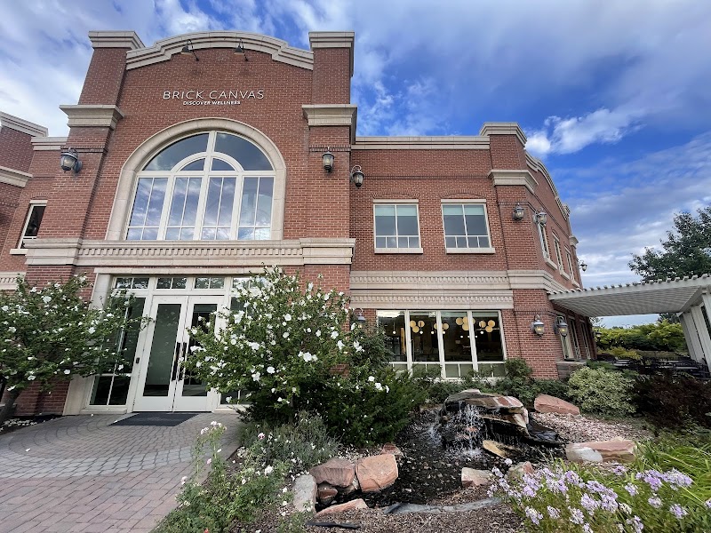 Brick Canvas photo 2