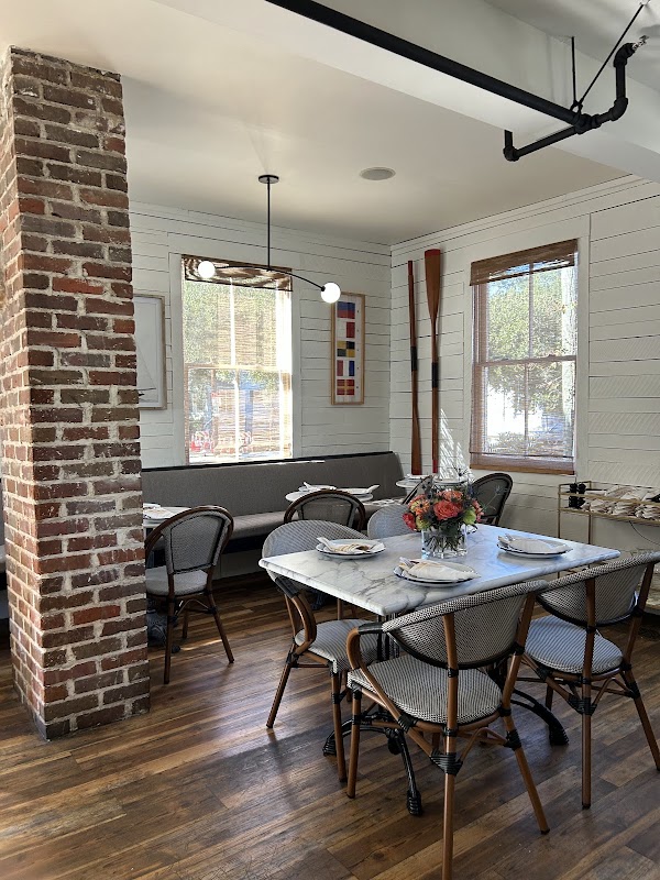 Lillian’s Petite Market & Eatery photo 5