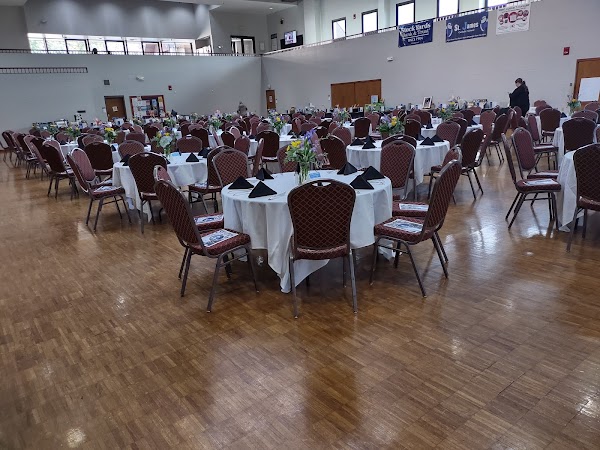 BELLARMINE UNIVERSITY DINING HALL exterior