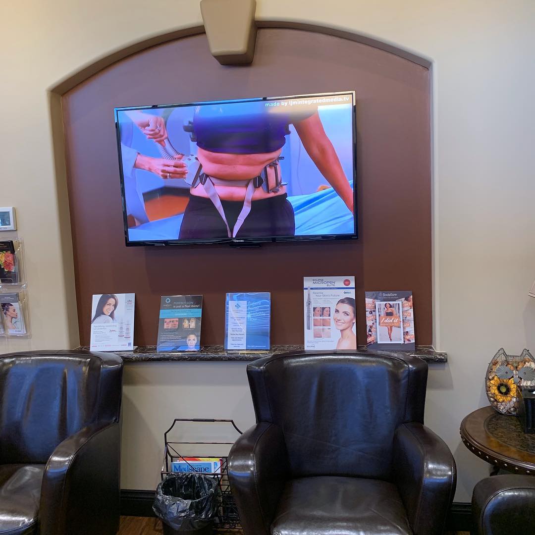 Skin Deep by Victoria- Anti Aging & Dermaplane Facials photo 2