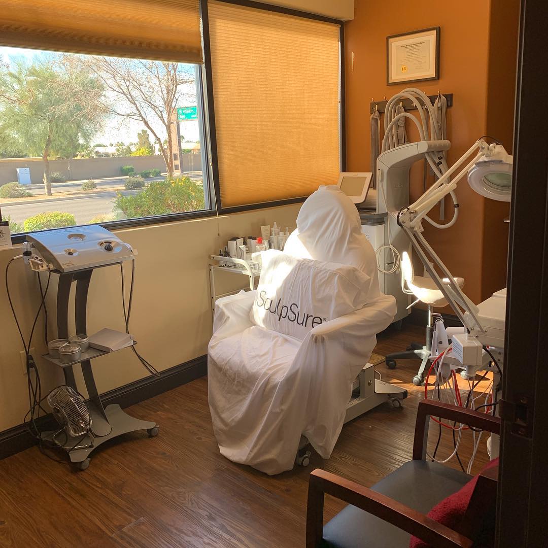 Skin Deep by Victoria- Anti Aging & Dermaplane Facials photo 1