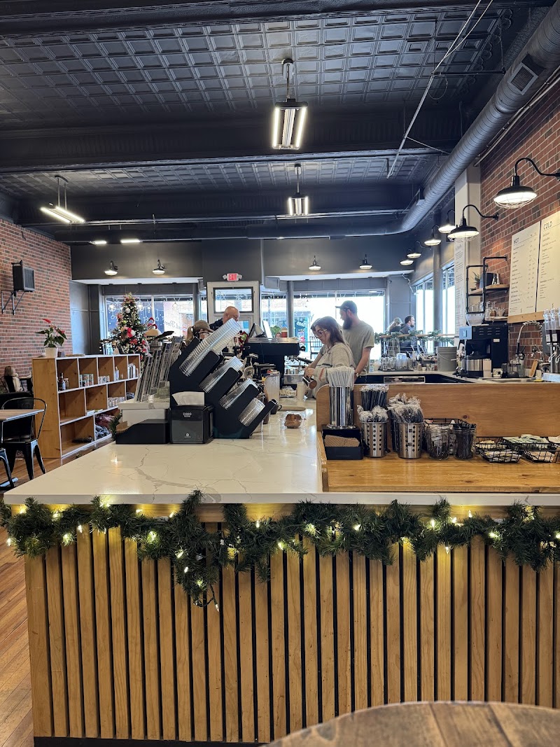 The Ground Floor photo 3