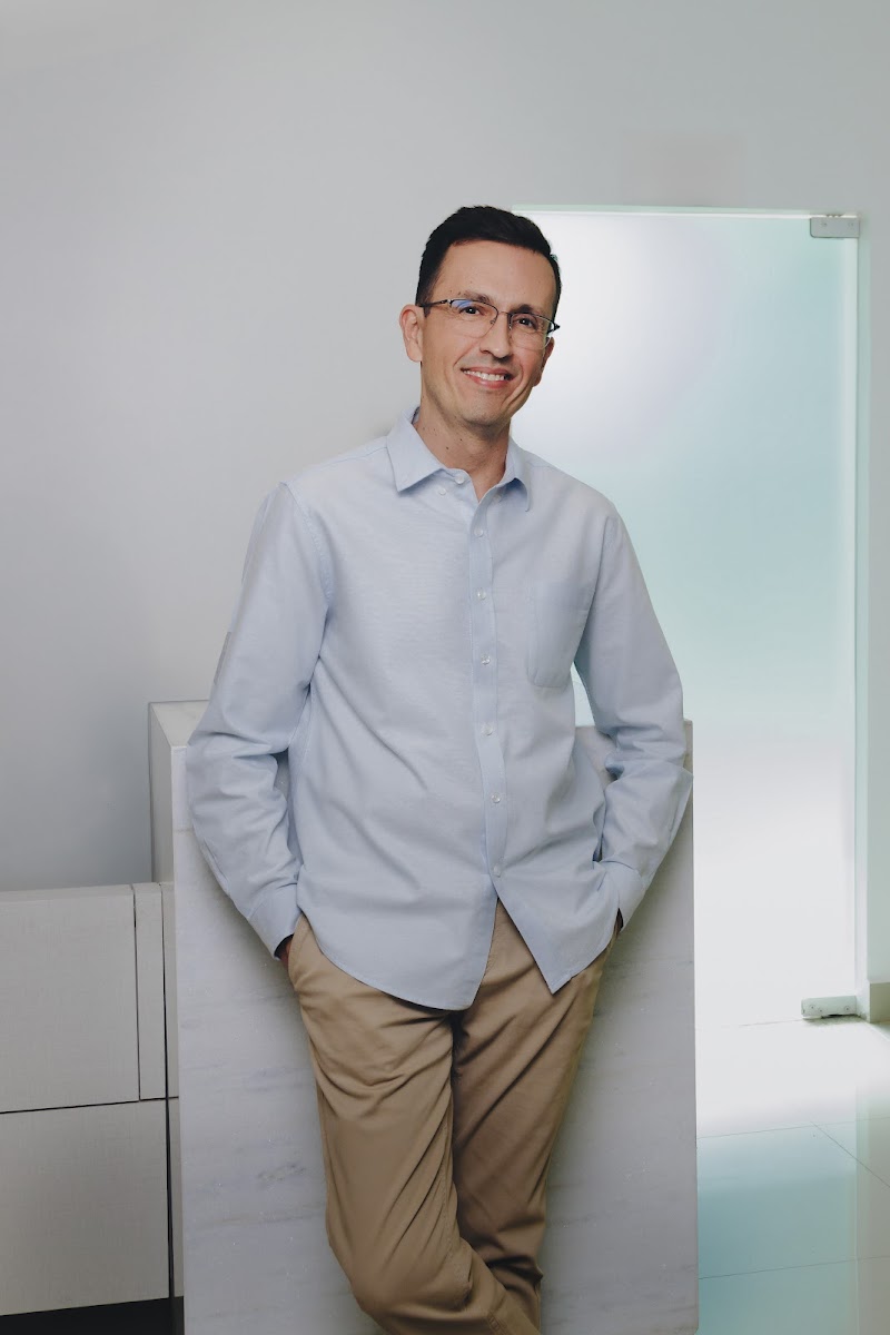 Dr Gustavo Rezende - foto 5