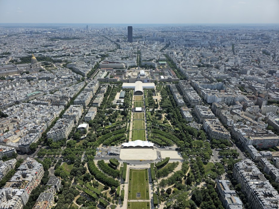 Champ-de-Mars fotoğraf 1