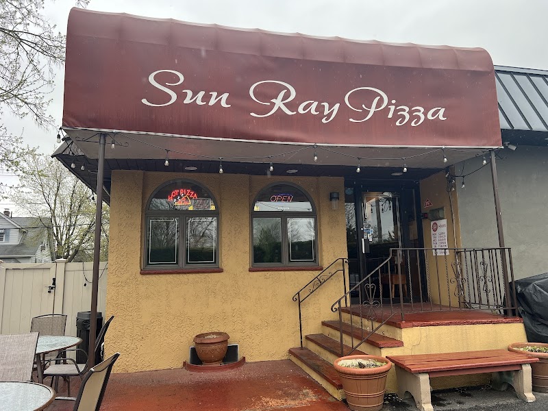 Sun-Ray Pizzeria photo 3