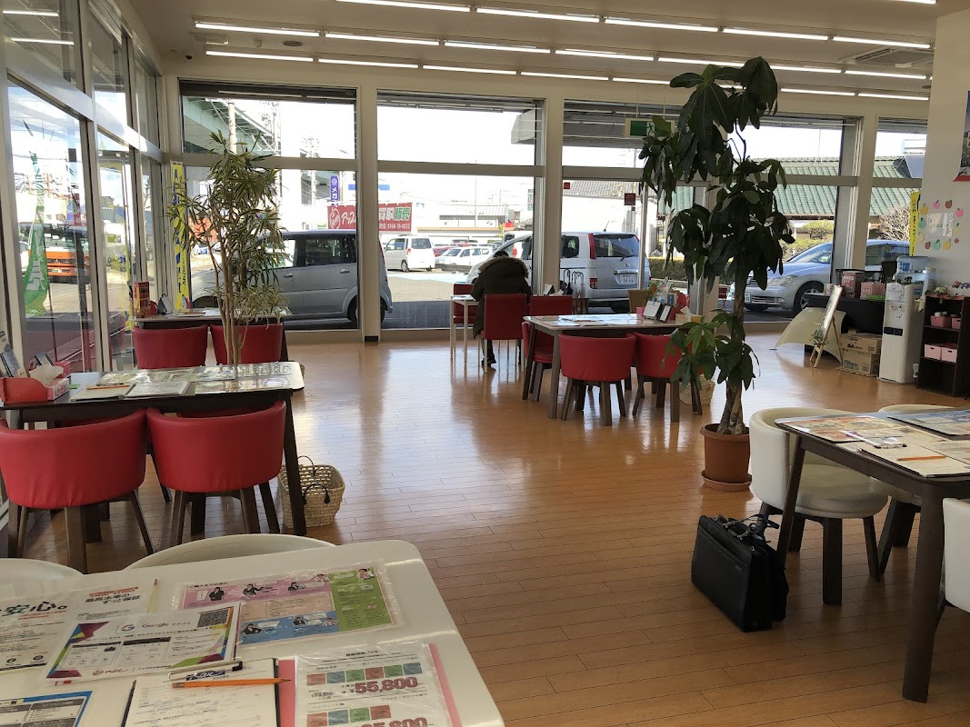SUV専門店 ファイントラスト 小牧店 車買取 - 画像2