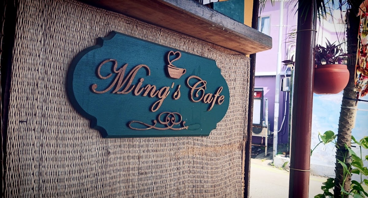 Ming's Cafe photo 1