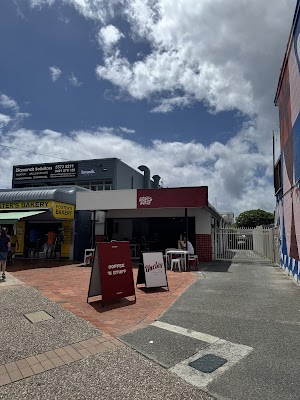 Uncle’s Barber Shop photo 2