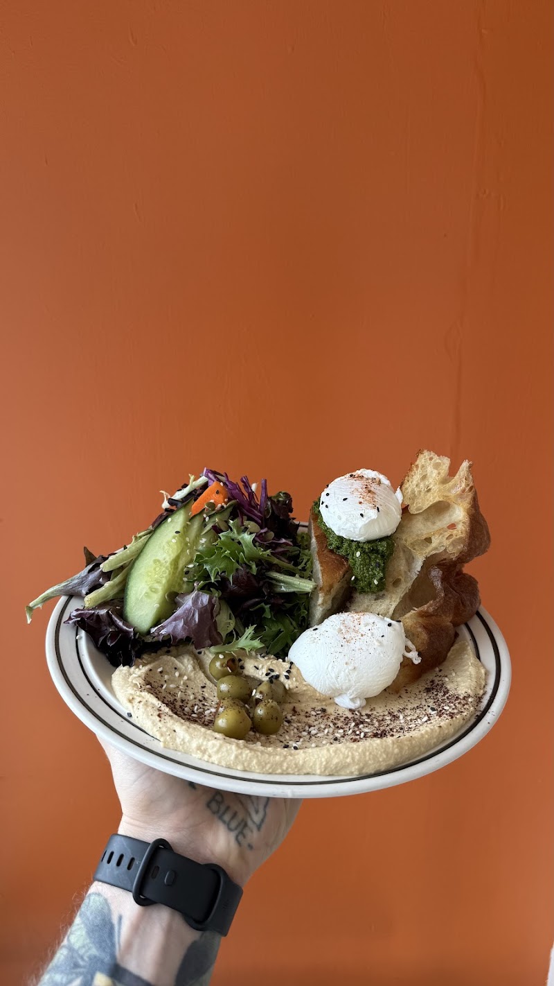 Lewis Café TR photo 2