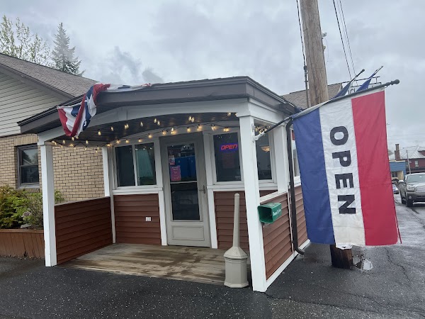 Chez Helen
