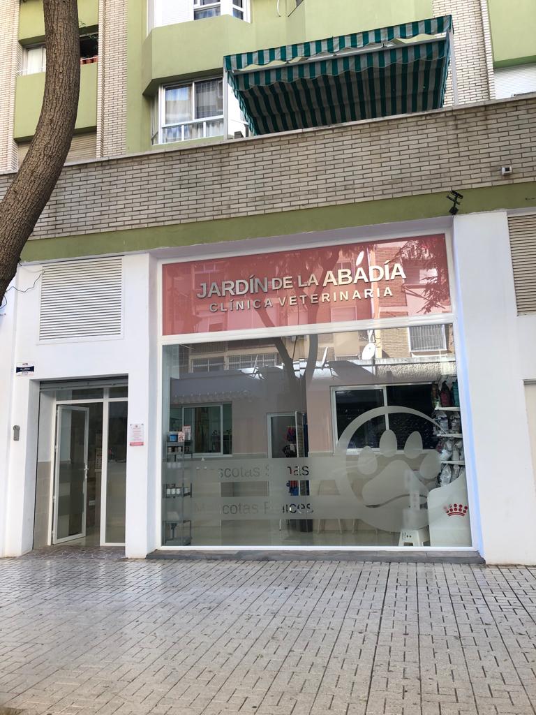 Veterinario en Málaga | Clínica Veterinaria Jardín de la Abadía