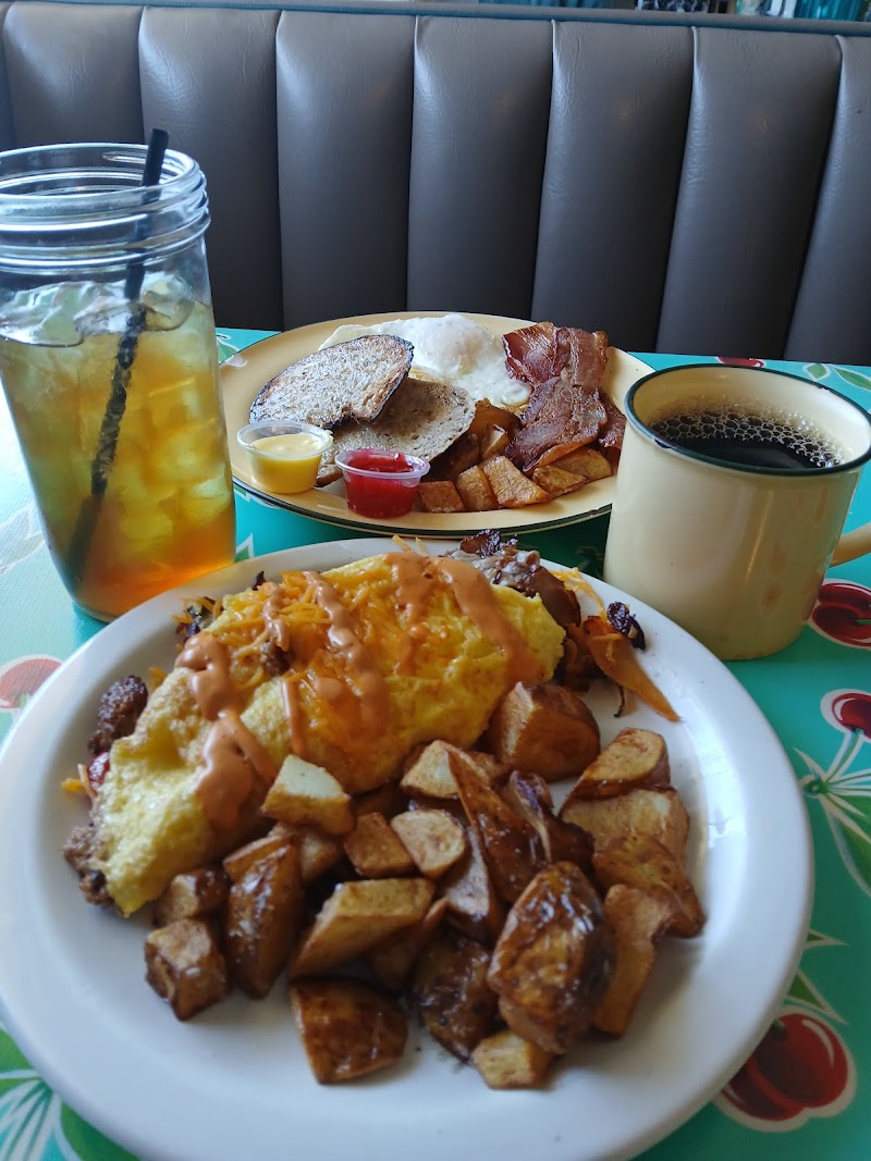 The Garnet Cafe photo 3