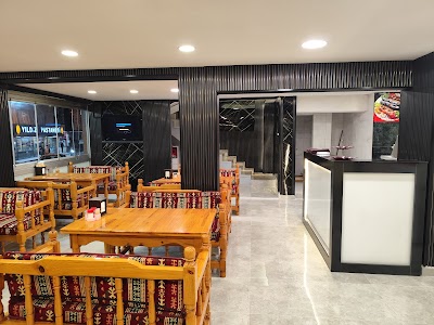 ÖZURFA KEBAP PİDE LAHMACUN SALONU - Restoran