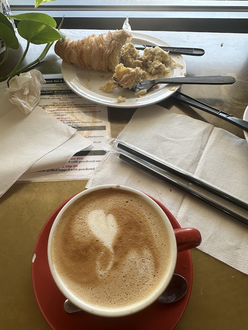 Lions Den Coffee Shop photo 4