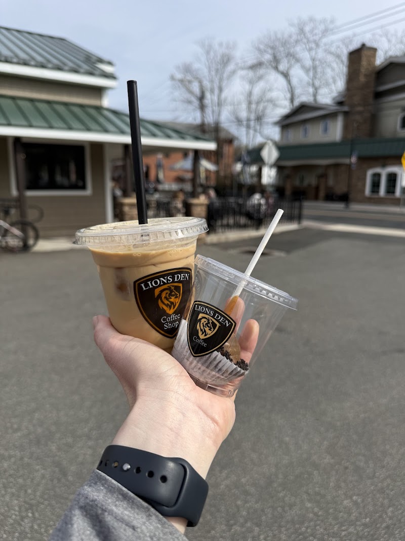 Lions Den Coffee Shop photo 3