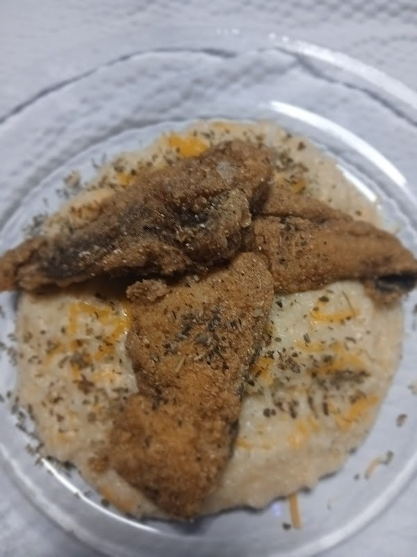 BREAKIN BREAD exterior