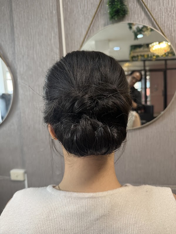 Cynth Salon
