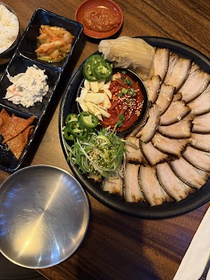 DalBam Moon Night photo 3