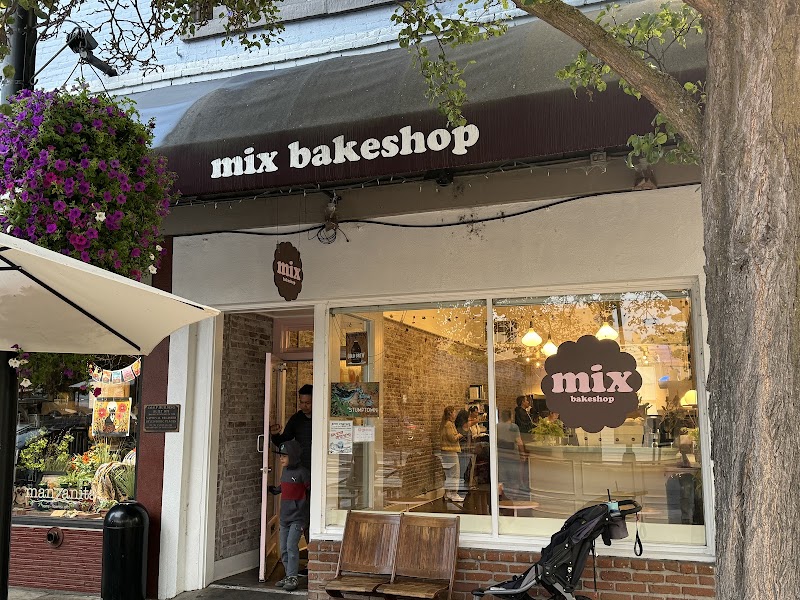 Mix Bakeshop photo 1