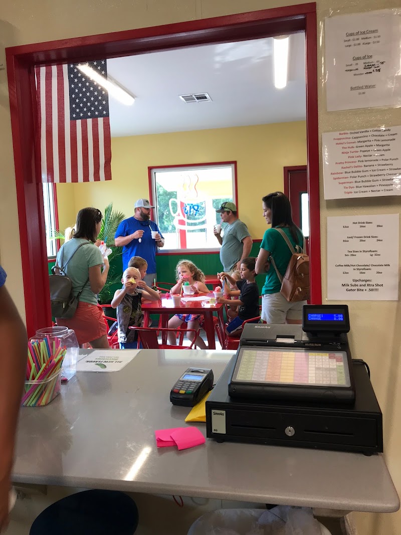 PT's Snowballs Coffee and Ice Cream photo 3