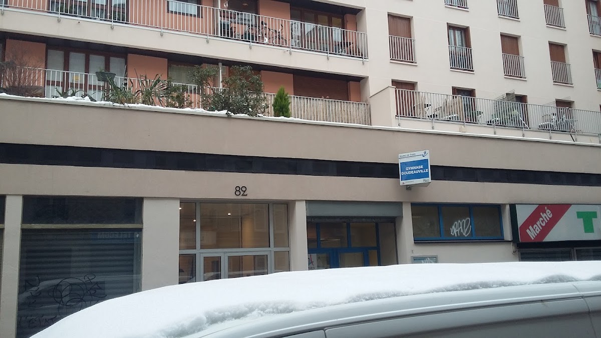 Complexe Sportif Doudeauville, vue extérieure