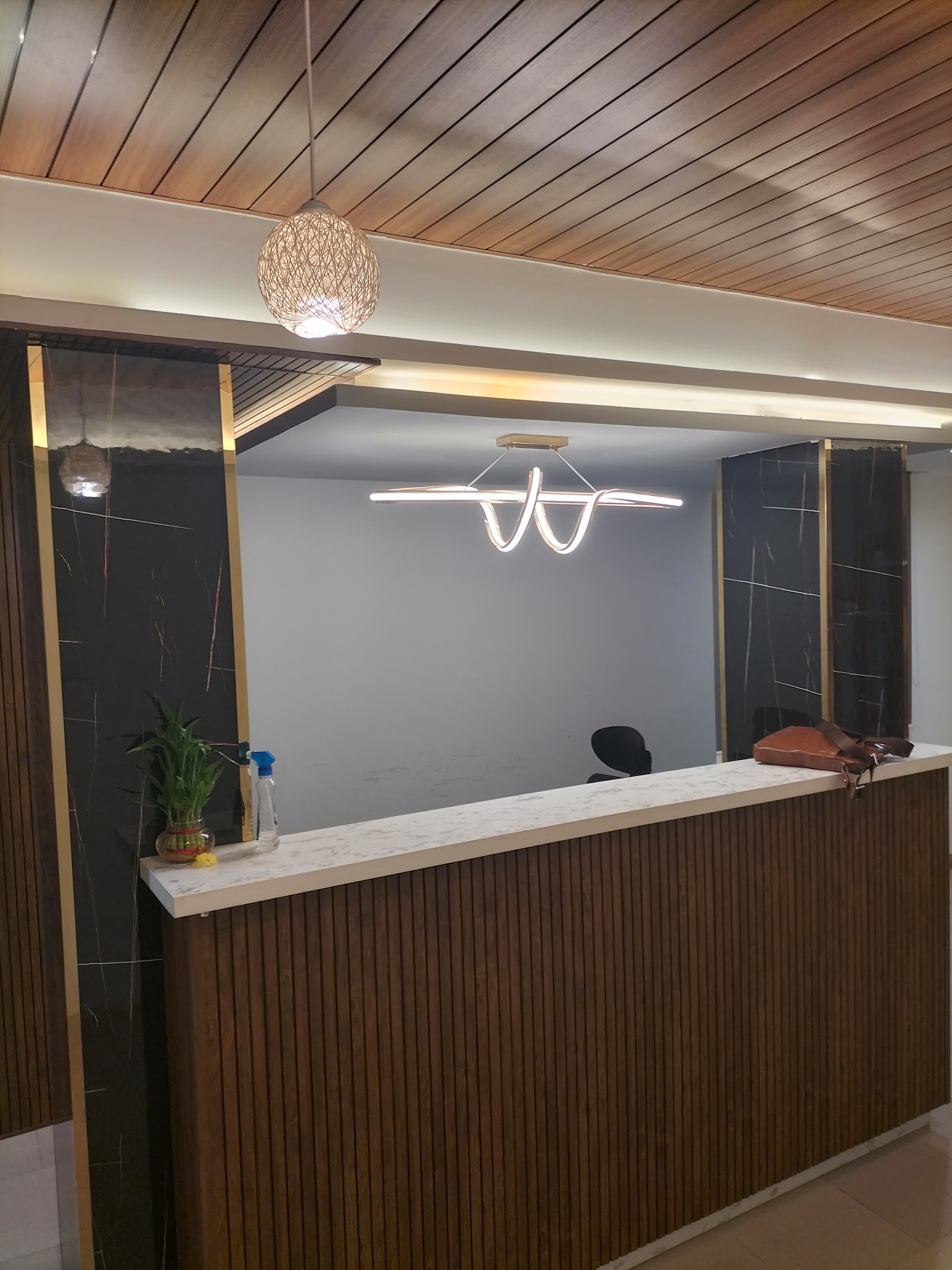 SpaceWood Interiors