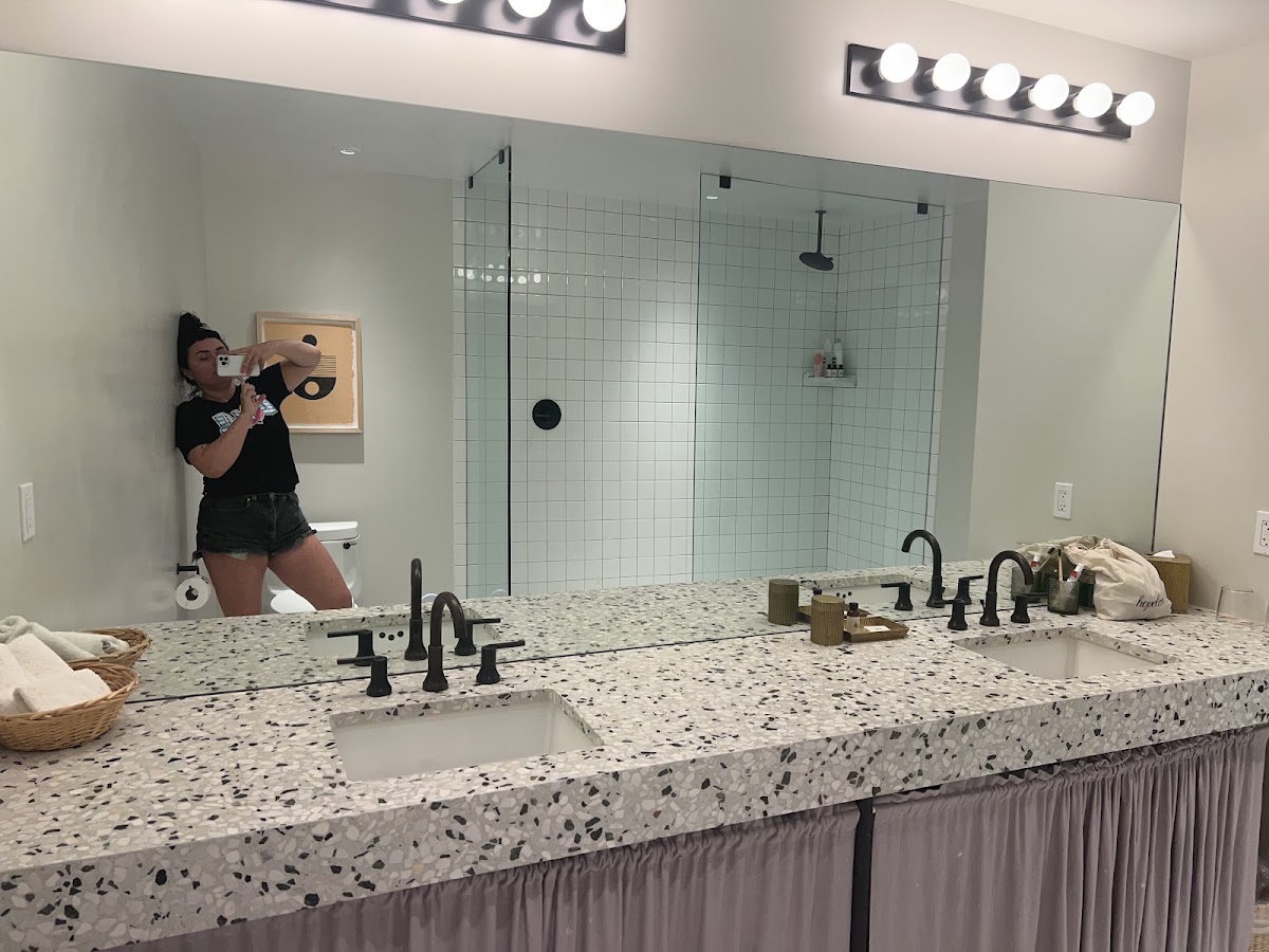 Silver Lake Pool and Inn, dog-friendly hotel, photo 3