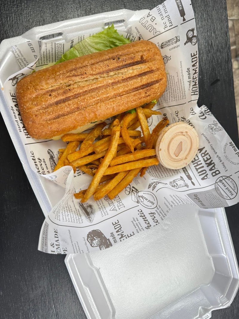 Eve Cakes Coffee & Brunch photo 4