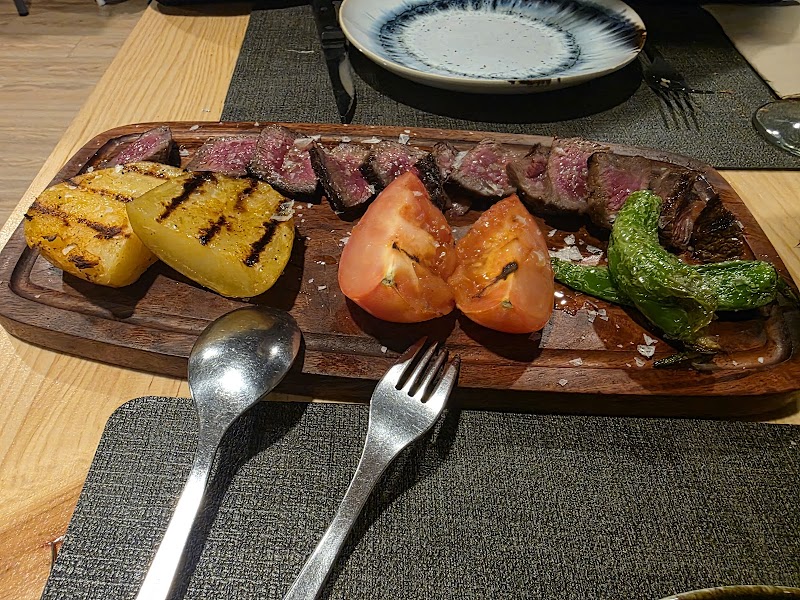 El Buen Tapeo gastrobar photo 3