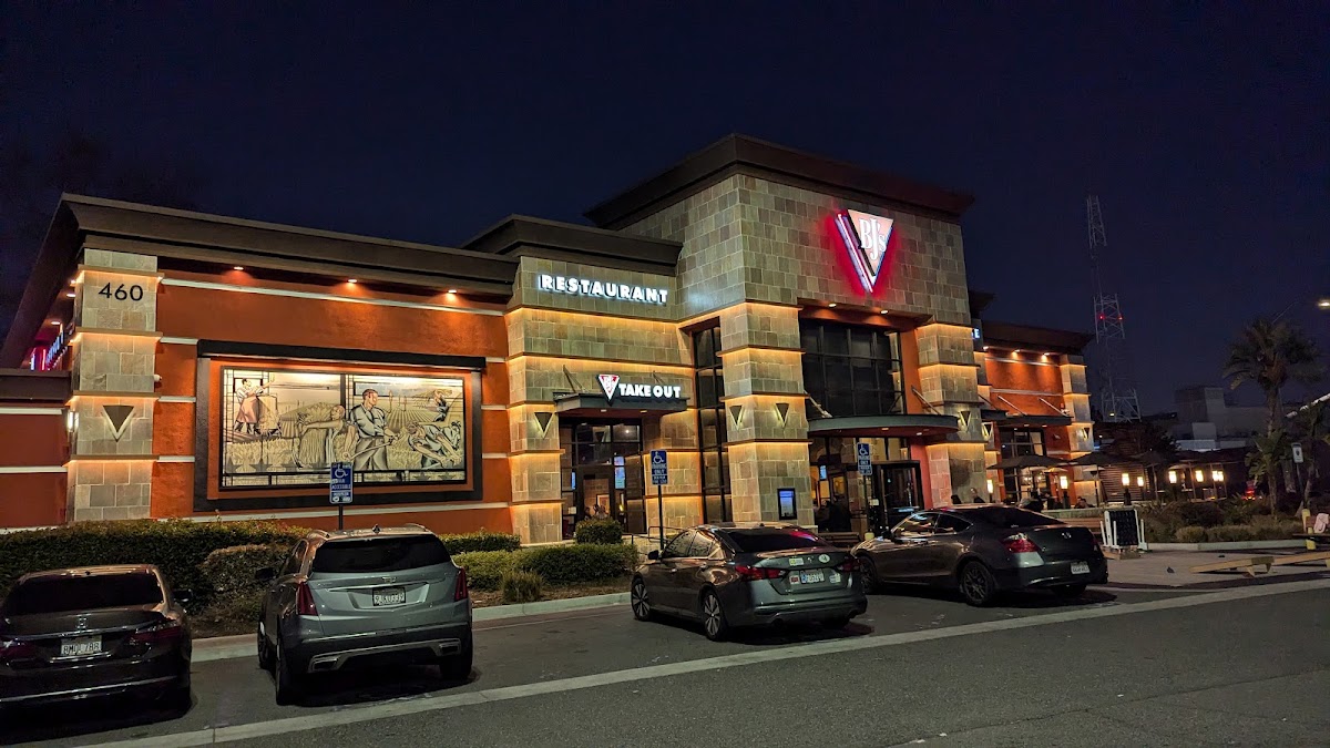 BJ's Restaurant & Brewhouse photo 3