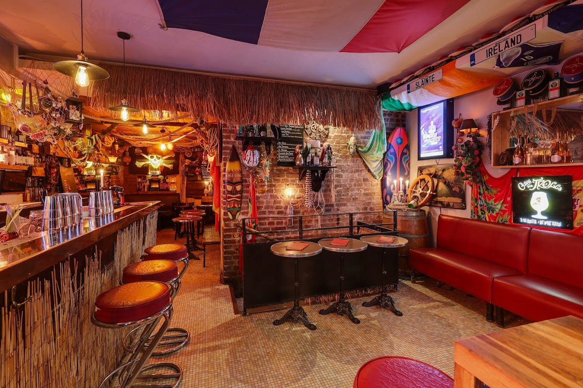 Les Timbrés Cocktails Bar - Restaurant, vue extérieure