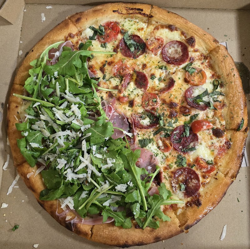 Etna Pizza shop Darwin photo 3