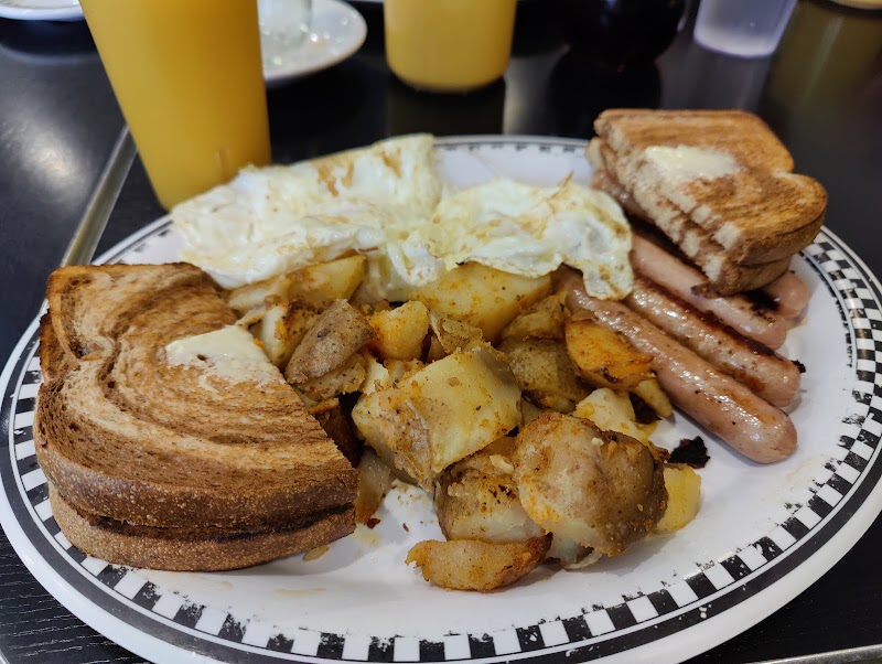 Mel's Commonwealth Cafe photo 4