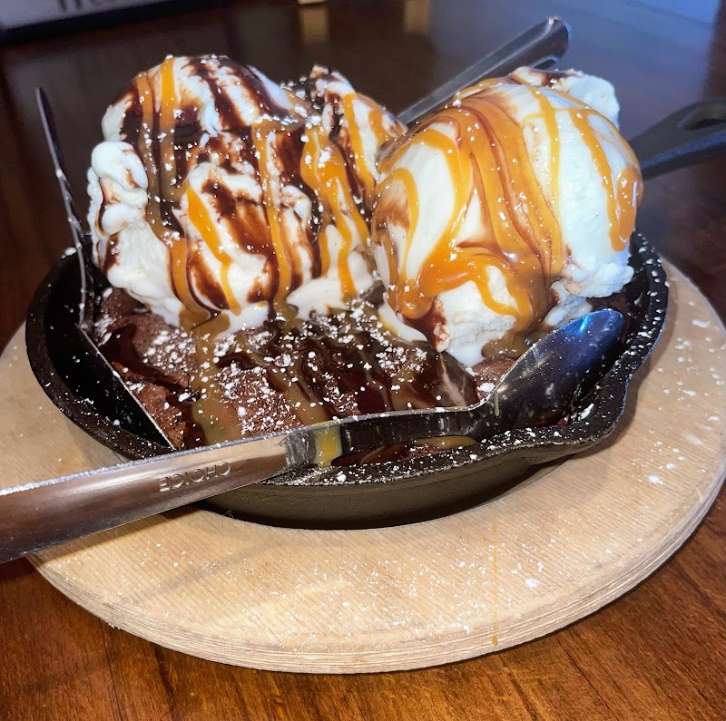 Decadent Dessert Bar Warner Robins photo 4