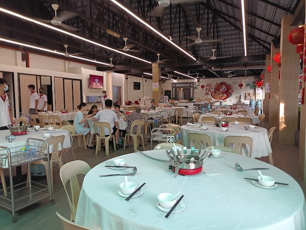 Yong's Steam Boat Garden - Photo 1