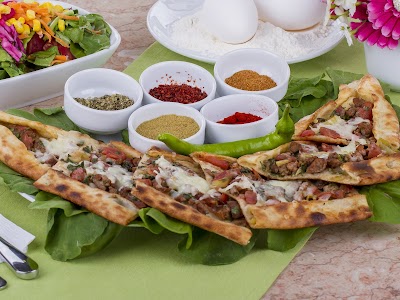Şark Pide Kebap Salonu İnegöl - Restoran