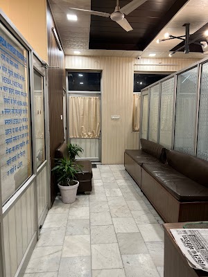 Dr. Komal Joshi Clinic - Image 3