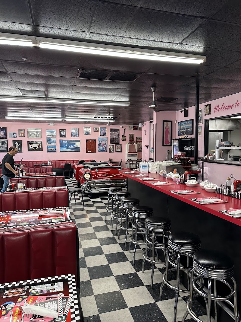 Omelet House 50’s Diner photo 4