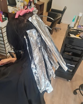 BON HAIR & BEAUTY photo 3