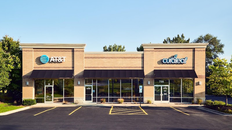 Video tour of Curaleaf IL New Lenox retail environment
