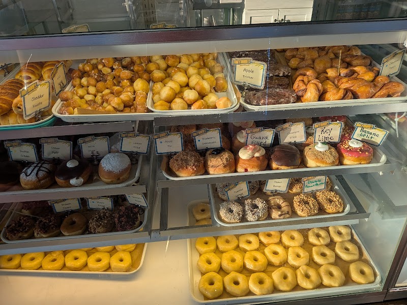 Maynard's Donuts & Coffee photo 4