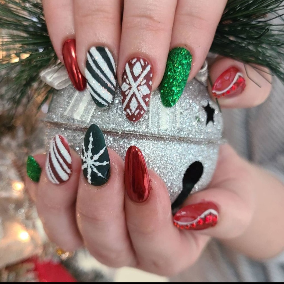 Inside Totally Nailed It nail salon in Lodi