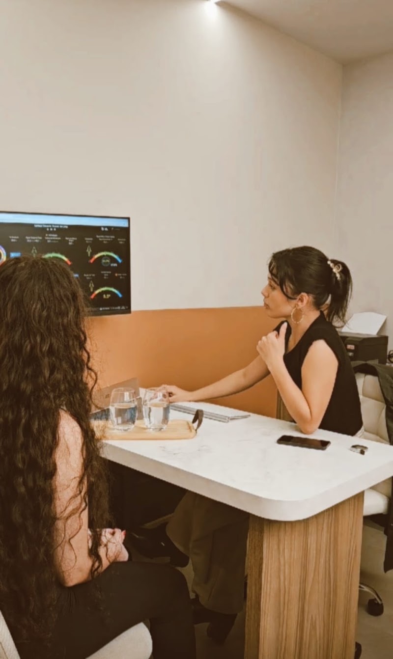 Larissa Lima - Nutricionista em Joinville